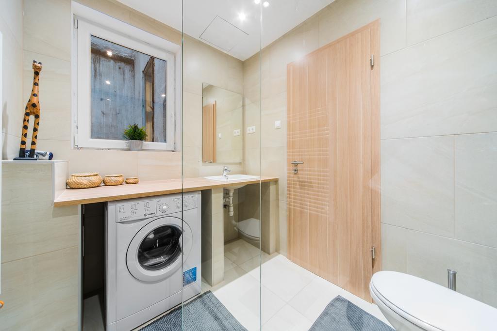 Astoria Airconed Apartments Budapest Kültér fotó